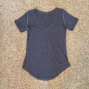 Black and gray striped lulu tee